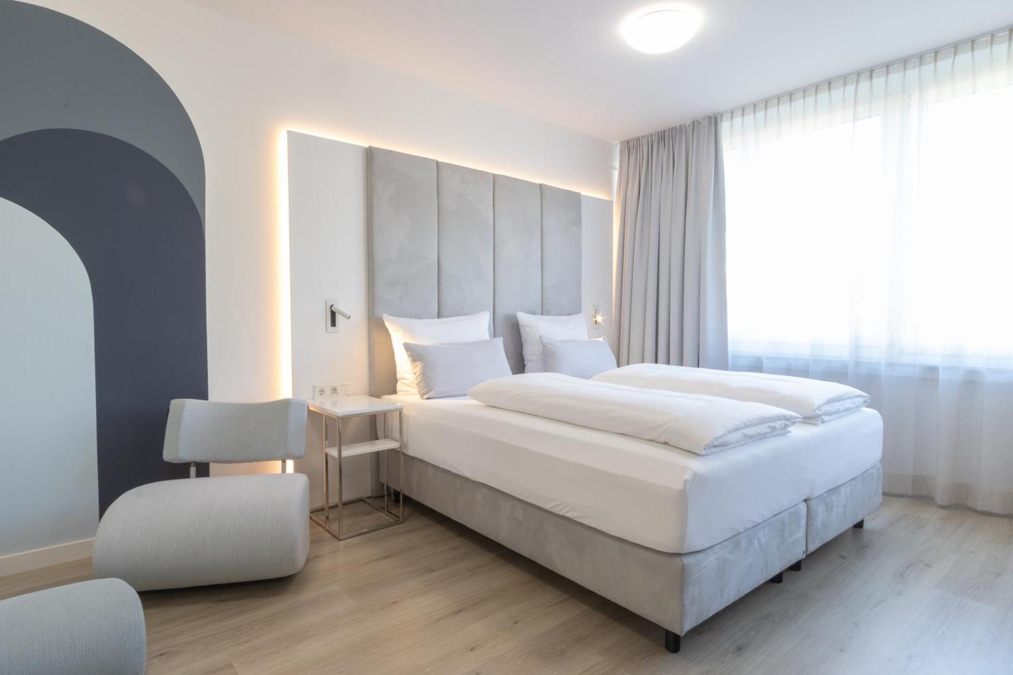 Zzzpace Smart-Hotel Krefeld Buitenkant foto