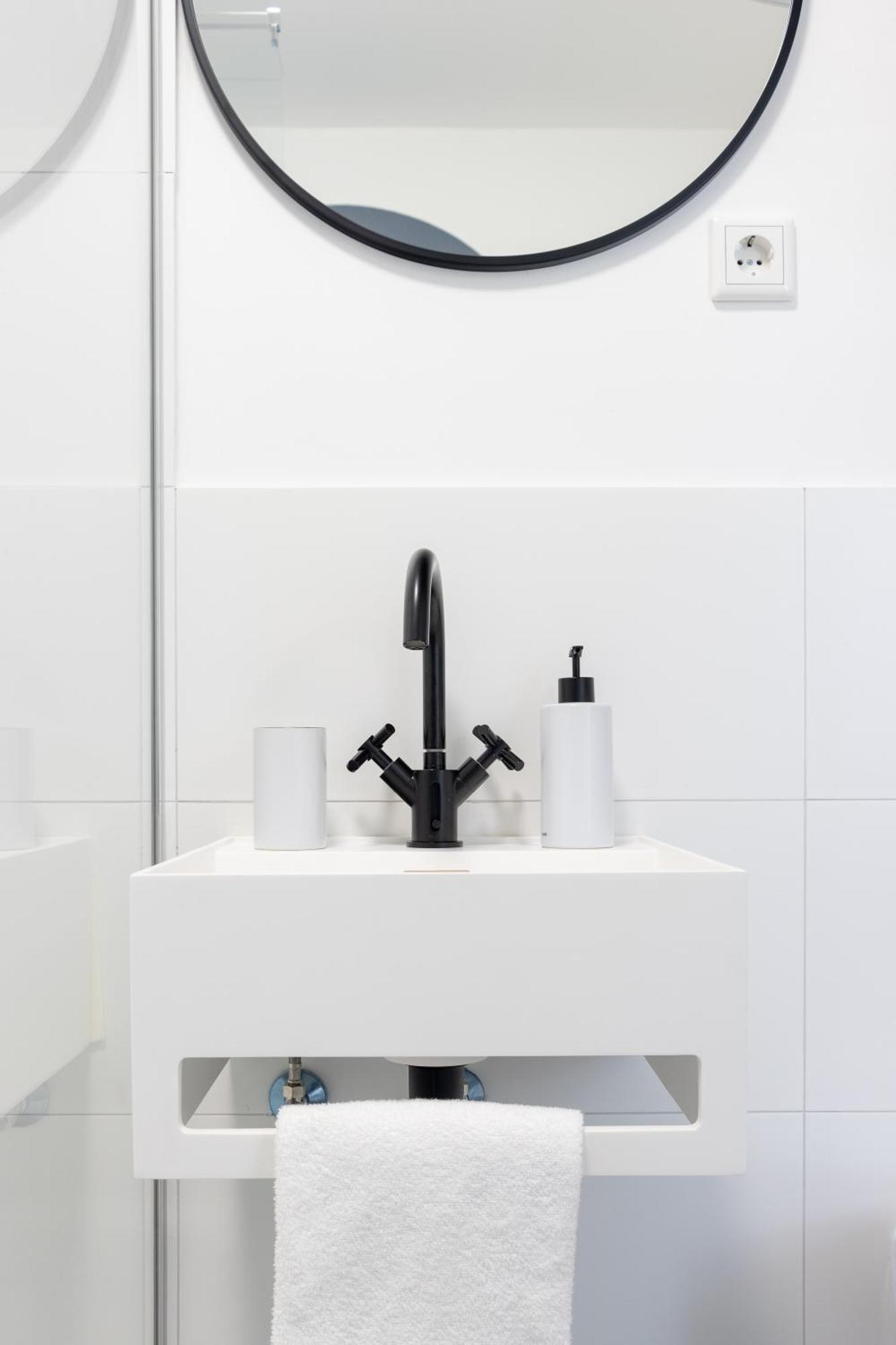 Zzzpace Smart-Hotel Krefeld Buitenkant foto