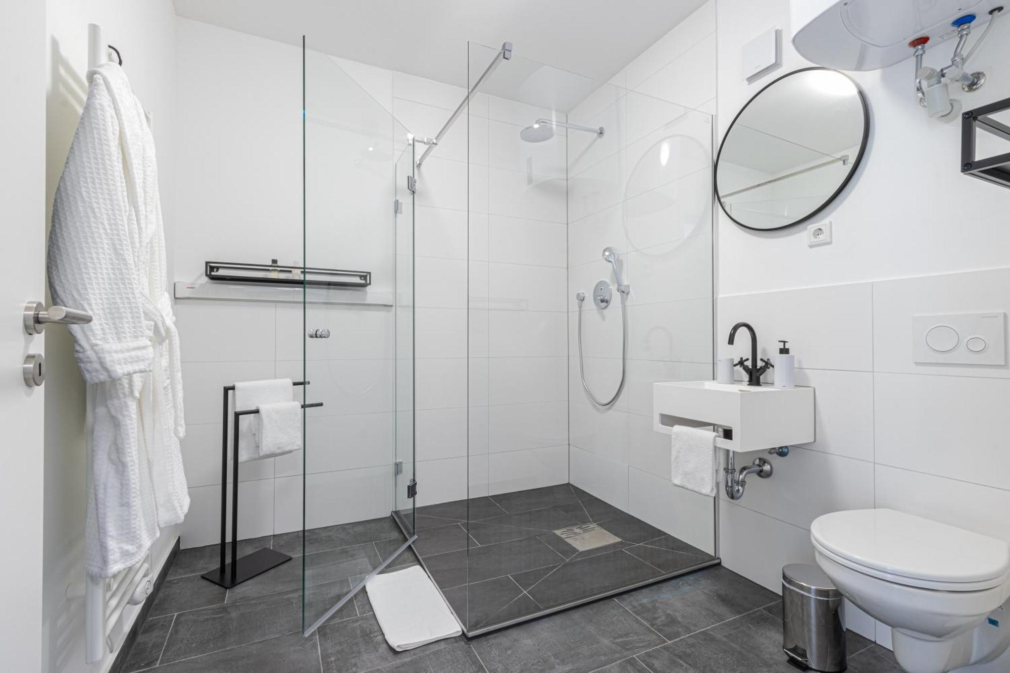 Zzzpace Smart-Hotel Krefeld Buitenkant foto