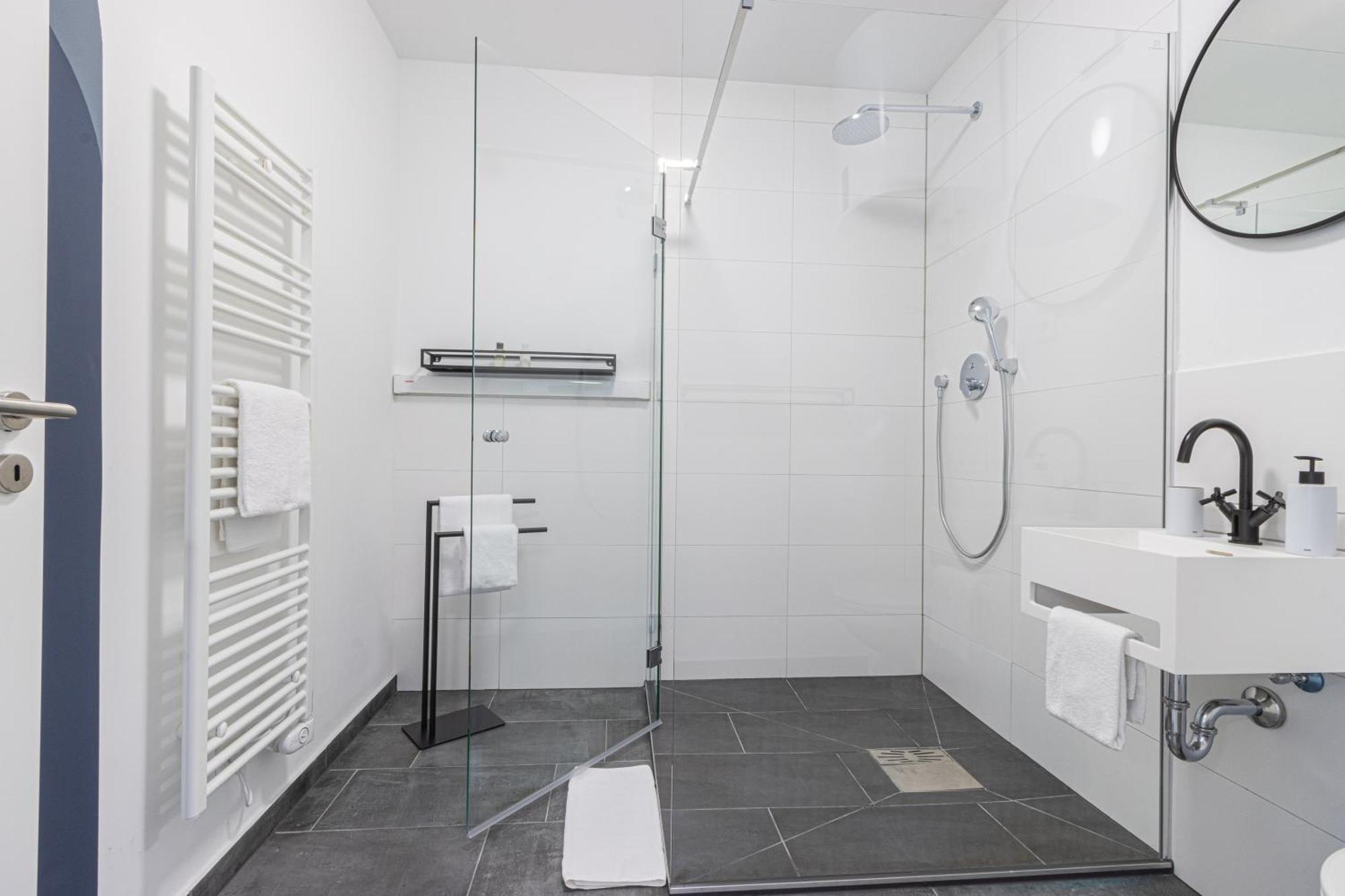 Zzzpace Smart-Hotel Krefeld Buitenkant foto